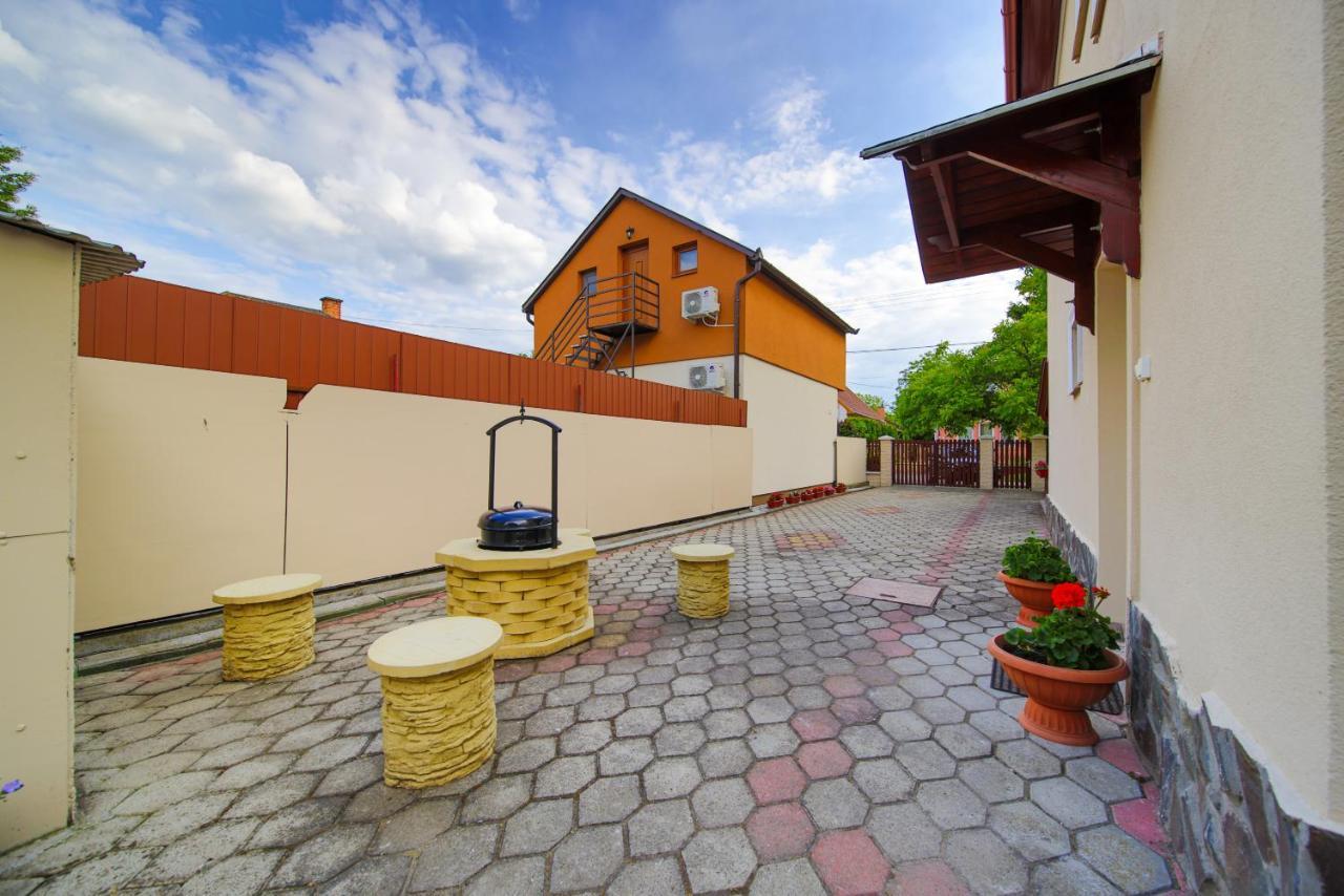 Maria Apartman Hajdúszoboszló Екстериор снимка